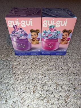 NIB Gui Gui Sydney Morgan Slime Set of 2